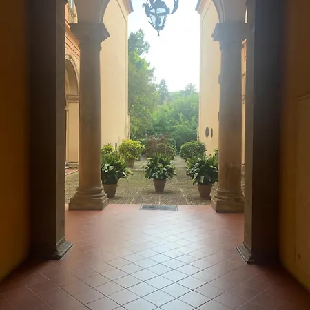 Apartman In A Courtyard In Downtown, New And Quiet Bologna