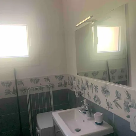 Apartman In A Courtyard In Downtown, New And Quiet *